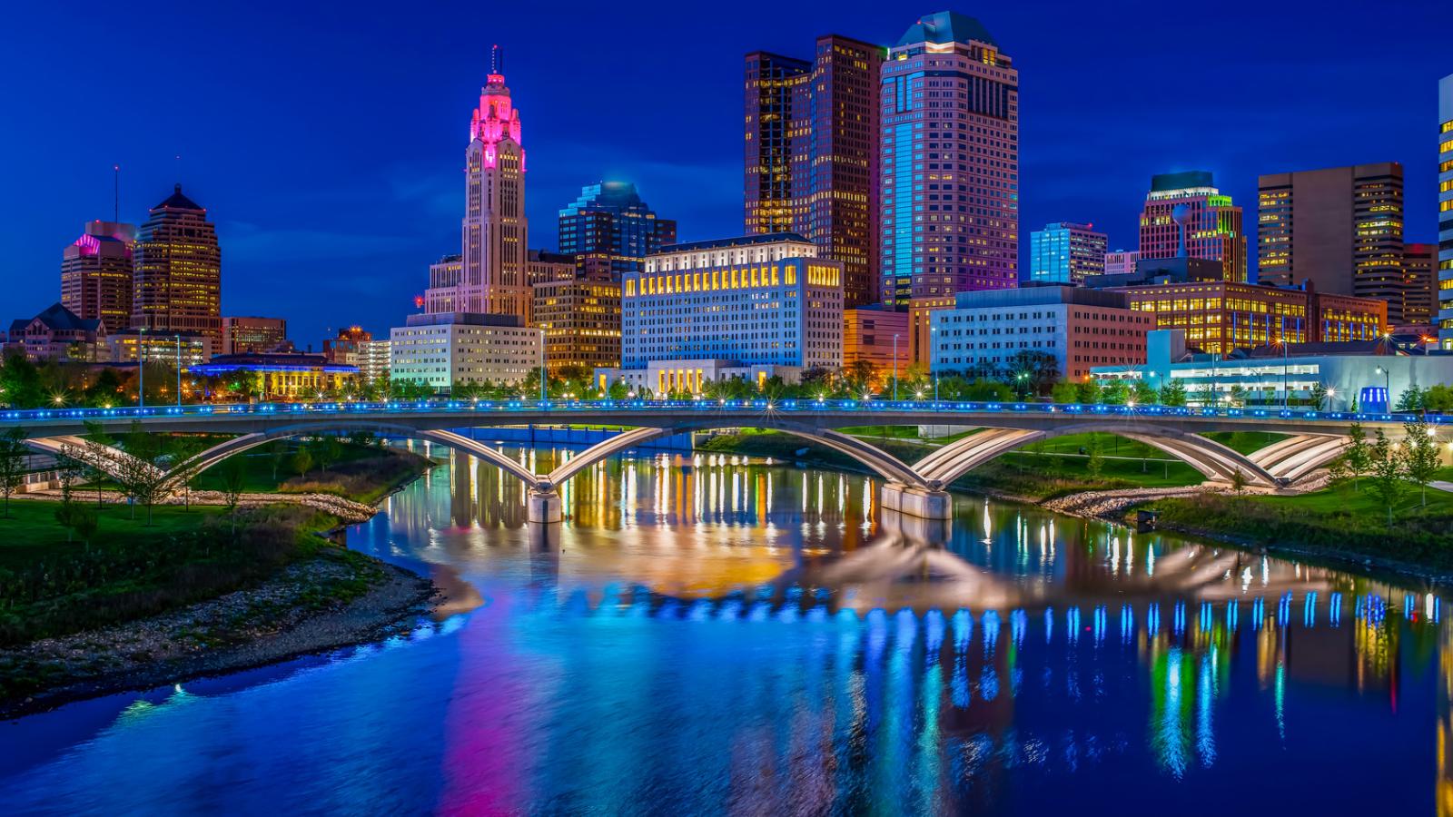 Columbus, OH at night