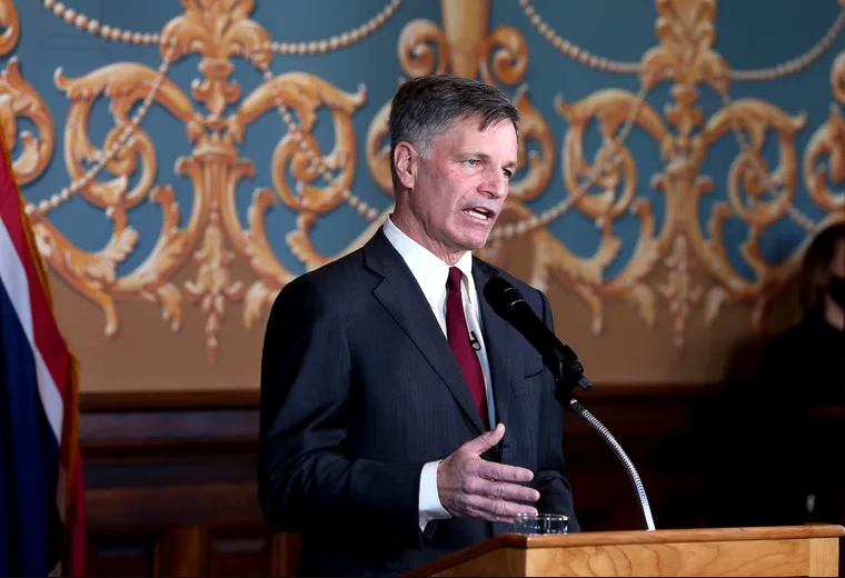 Wyoming Governor Mark Gordon (R)