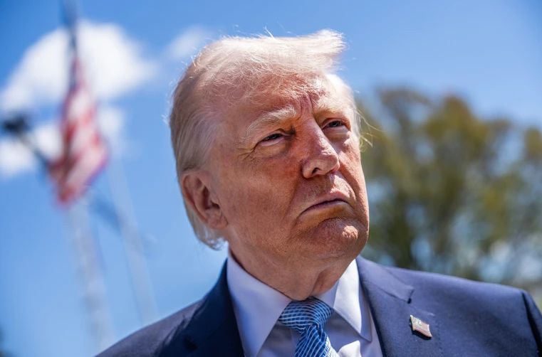 President Donald Trump (R)