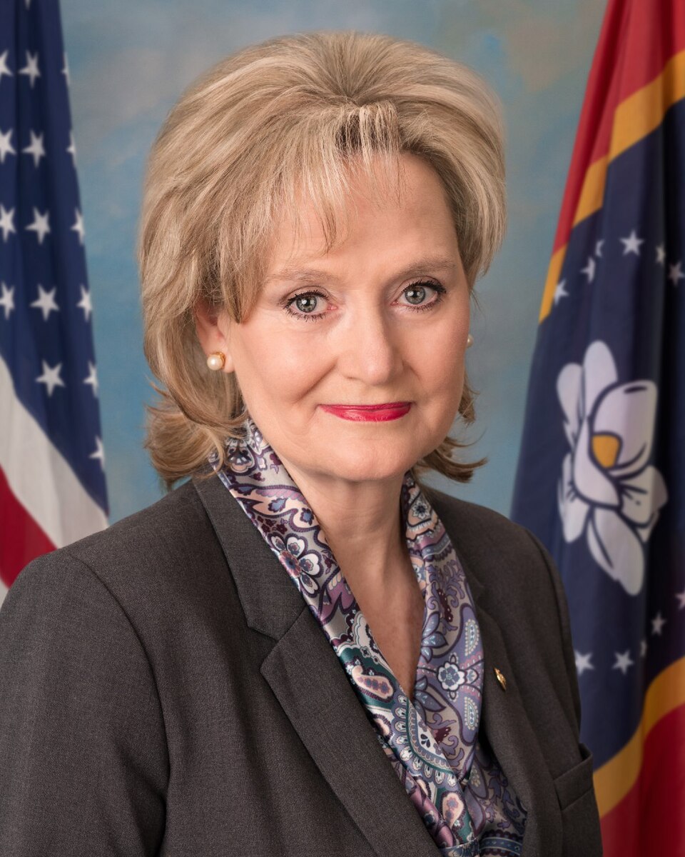 Cindy Hyde-Smith (MS, R)