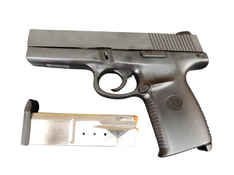 Smith & Wesson SW40F Left